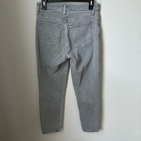 Abercrombie & Fitch Curve Love High Rise Mom Jean Gray Size 2/26 - Picture 5 of 8